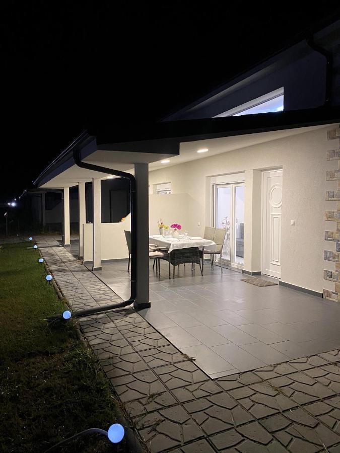 Il-Holidays Paralia ภายนอก รูปภาพ